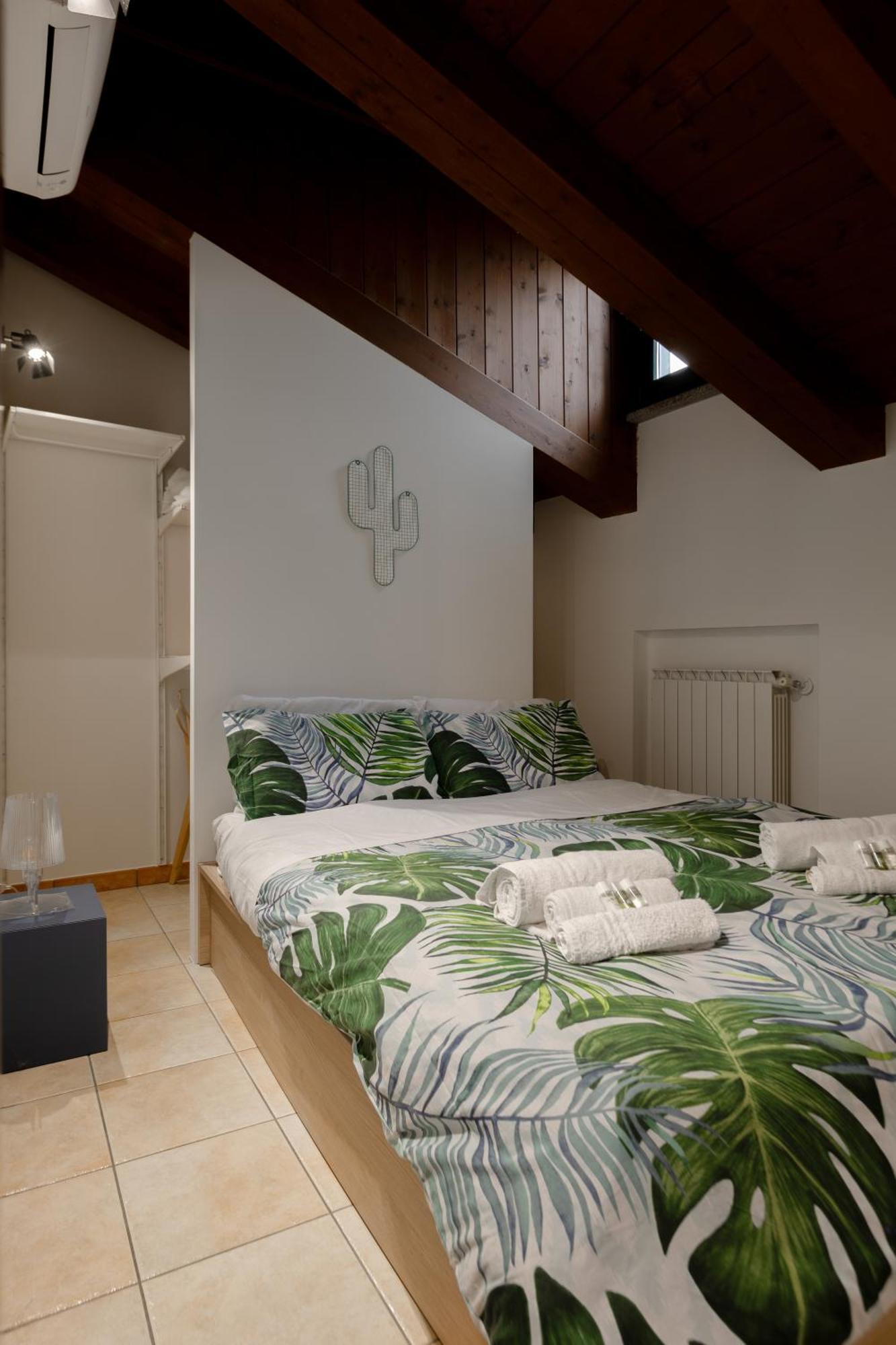 - Martesana Easy House * Milán
